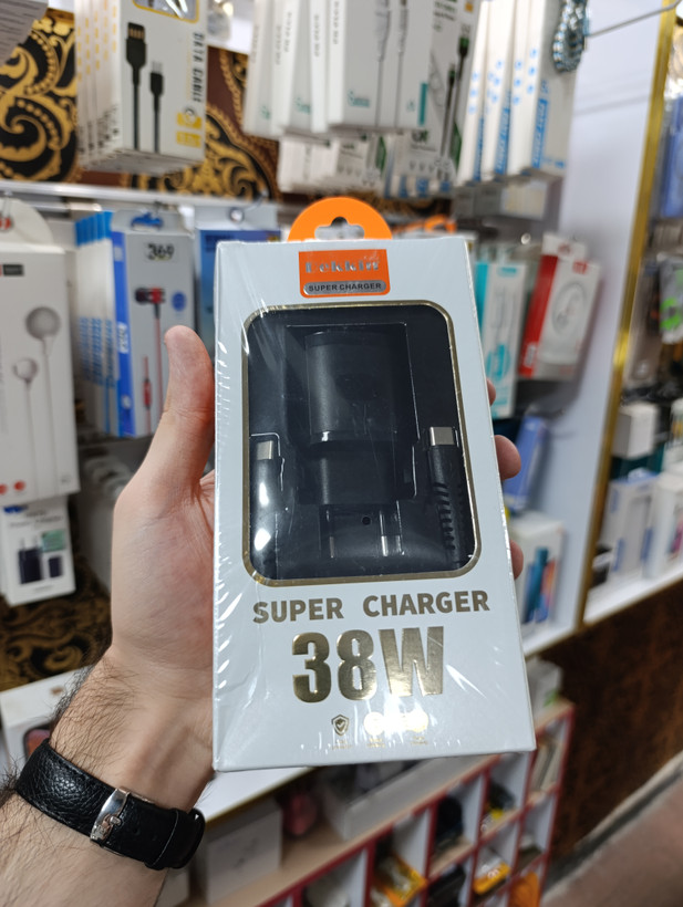 شارژر فوق سریع SUPER CHARGER مدل DK-HC801 با پورت PD و USB