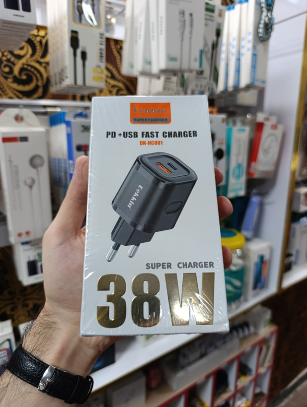شارژر فوق سریع SUPER CHARGER مدل DK-HC801 با پورت PD و USB