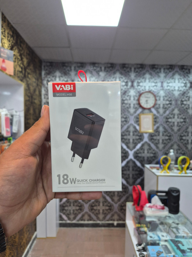 شارژر دیواری ۱۸ وات VABI مدل H56
